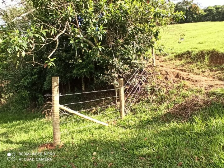 VENDO SITIO COM NASCENTE NO CAPIVARI