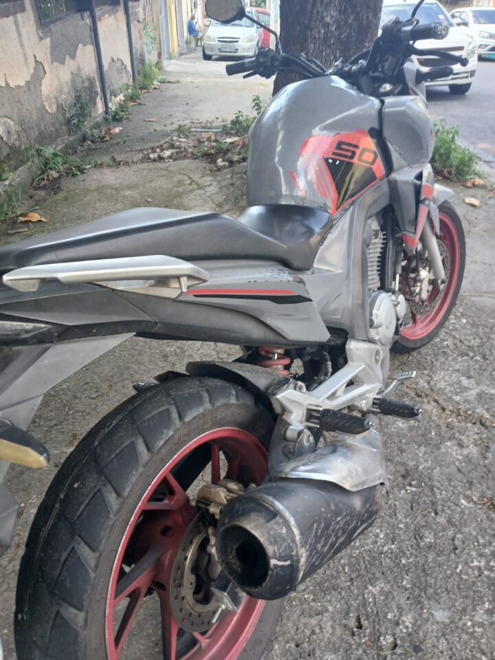 Vendo moto Twister 2020