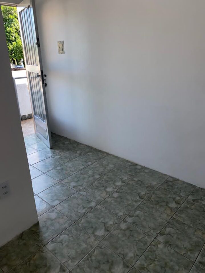 Excelente quarto e sala