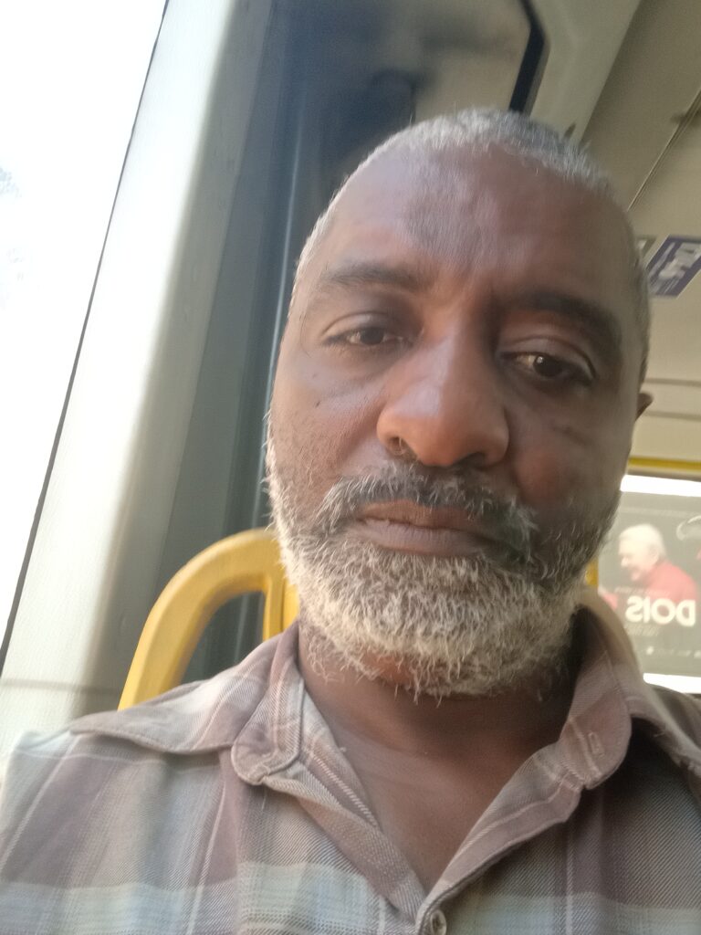 1002581574